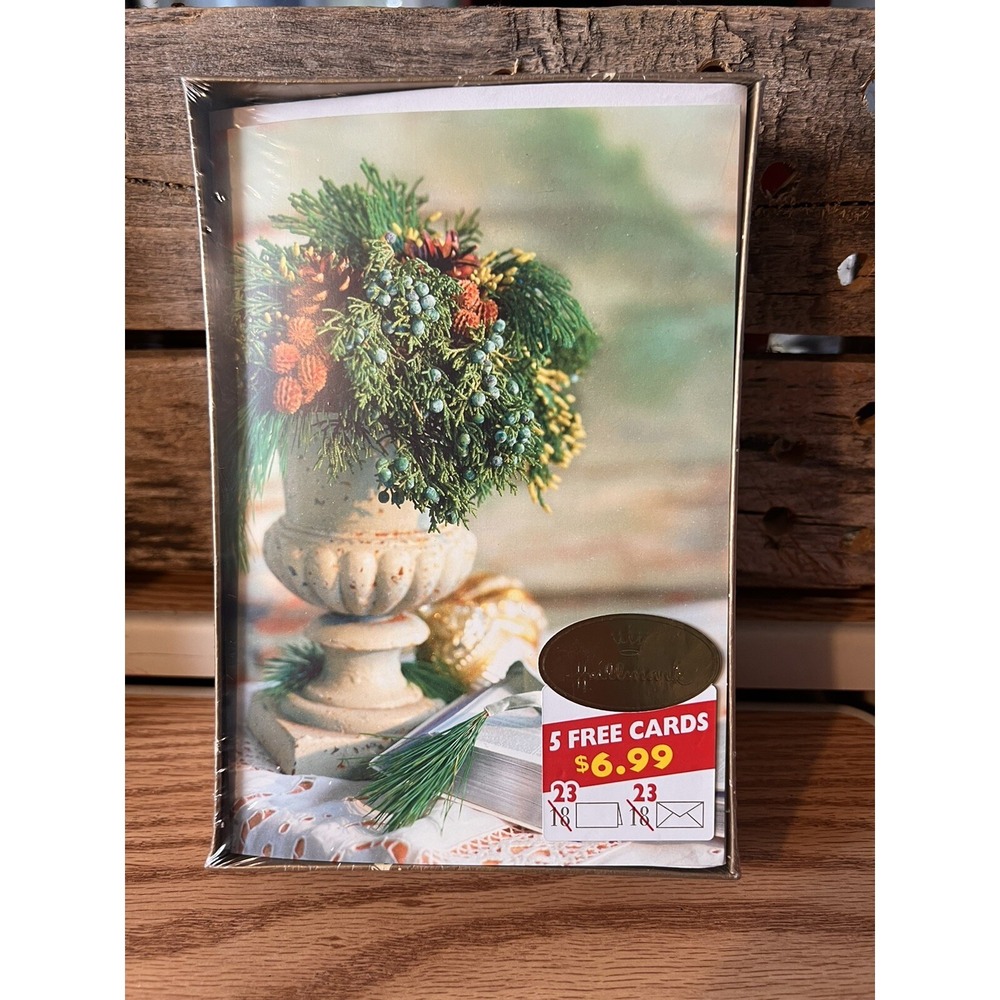 23 Hallmark Christmas Greeting Cards w/ Envelopes (New Boxed)‎  Religious